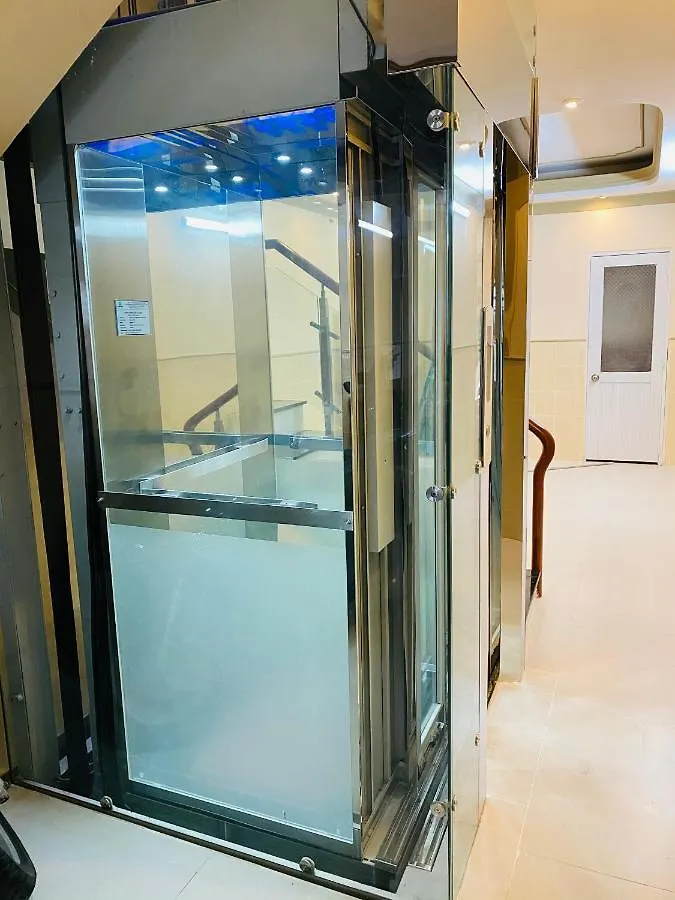 منزل للإقامة Home Away Do Quang Dau- Homestay, City Center, D1 مدينة هوشي منه